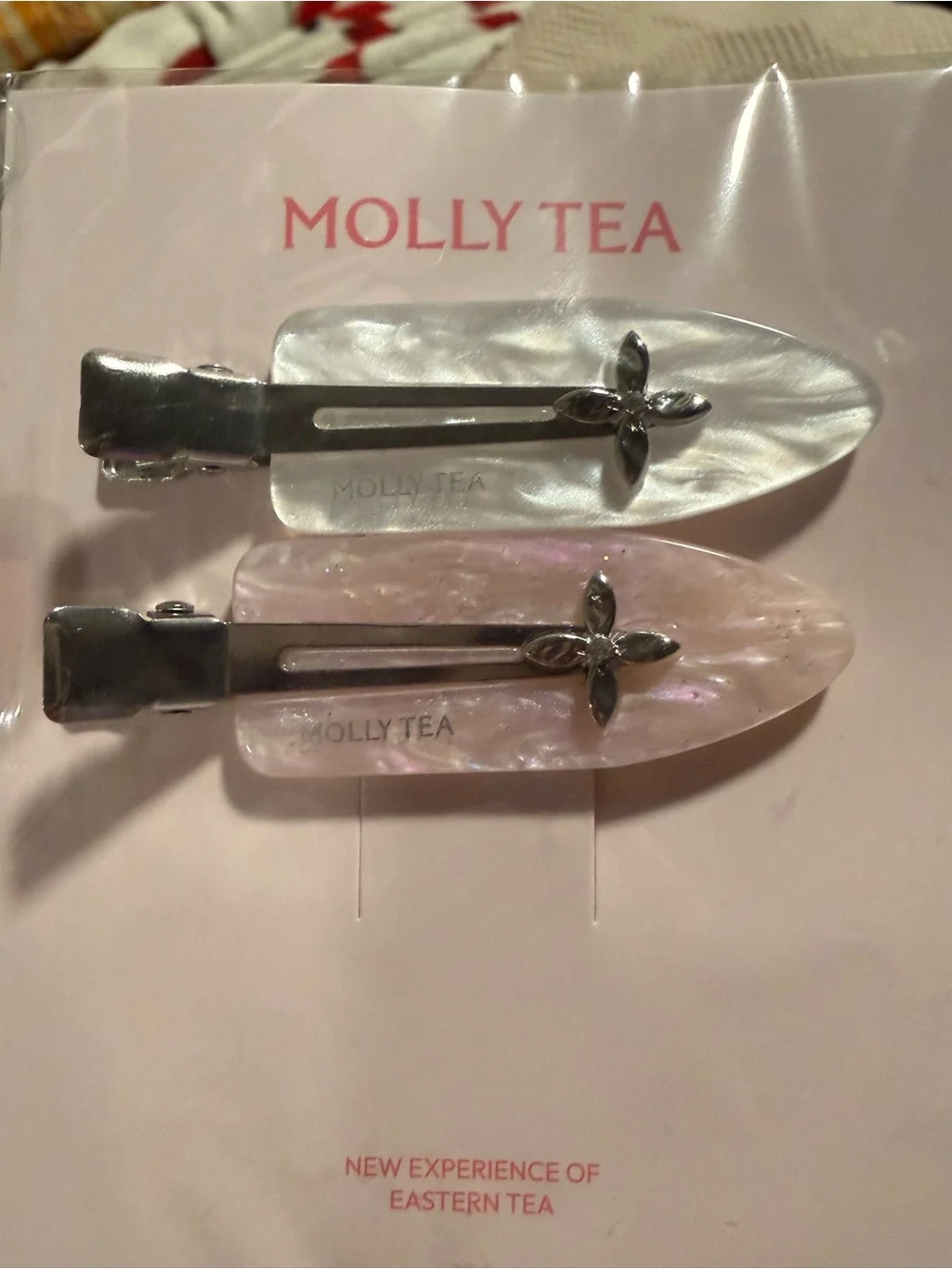 White & Light Pink Pearl Hair Clip Duo